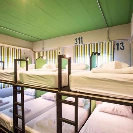 The Virgo Hostel Chiang Mai Esterno foto