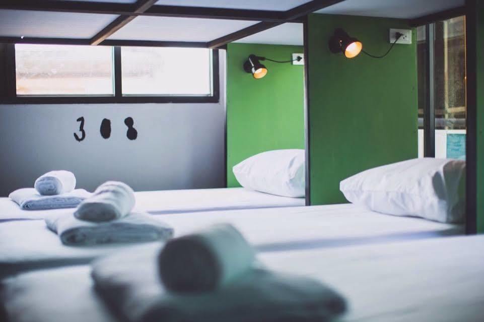 The Virgo Hostel Chiang Mai Esterno foto